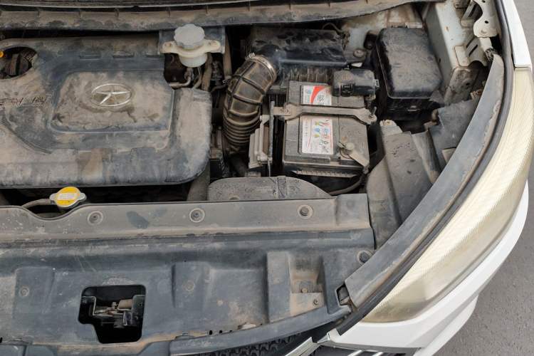 Used JAC Group Refine S3 2014 1.5L Manual Luxury Model Engine Bay Left