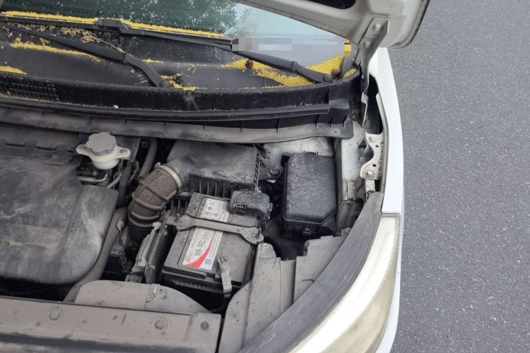 Used JAC Group Refine S3 2014 1.5L Manual Luxury Smart Model Engine Bay Left