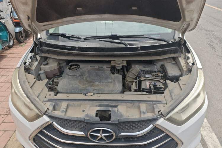 Used JAC Group Refine S3 2014 1.5L Manual Luxury Model Engine Bay