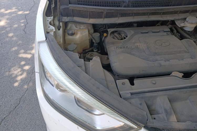 Used JAC Group Refine S3 2014 1.5L Manual Luxury Model Engine Bay Right