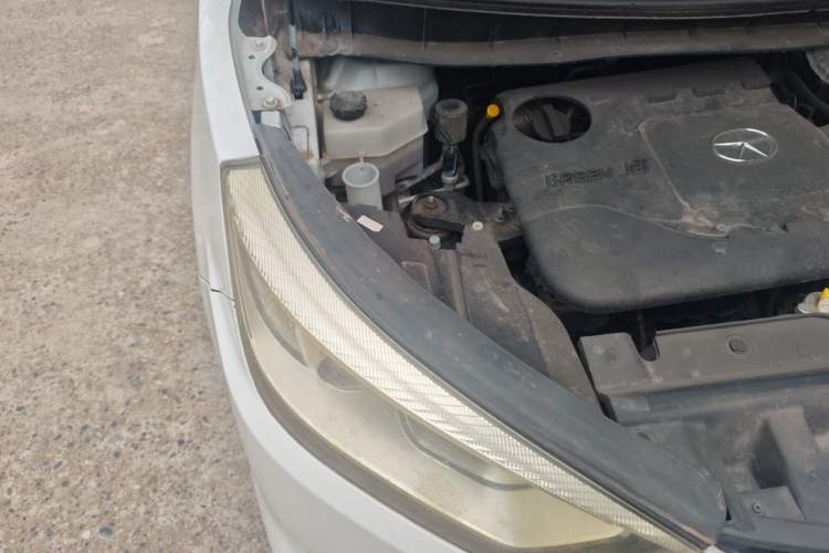 Used JAC Group Refine S3 2014 1.5L Manual Luxury Smart Model Engine Bay Right
