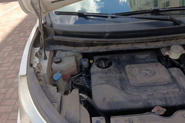 Used JAC Group Refine S3 2014 1.5L Manual Luxury Smart Model Engine Bay Right