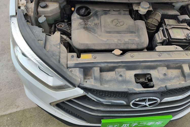 Used JAC Group Refine S3 2014 1.5L Manual Luxury Smart Model Engine Bay Right