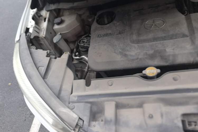 Used JAC Group Refine S3 2014 1.5L Manual Luxury Smart Model Engine Bay Right