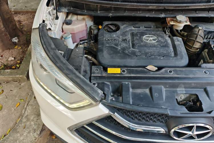 Used JAC Group Refine S3 2014 1.5L CVT Luxury Smart Model Engine Bay Right
