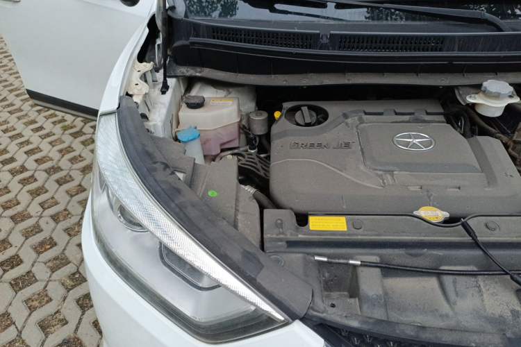 Used JAC Group Refine S3 2014 1.5L Manual Luxury Smart Model Engine Bay Right