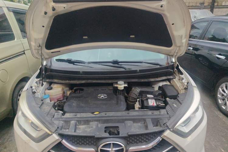 Used JAC Group Refine S3 2014 1.5L Manual Luxury Smart Model Engine Bay