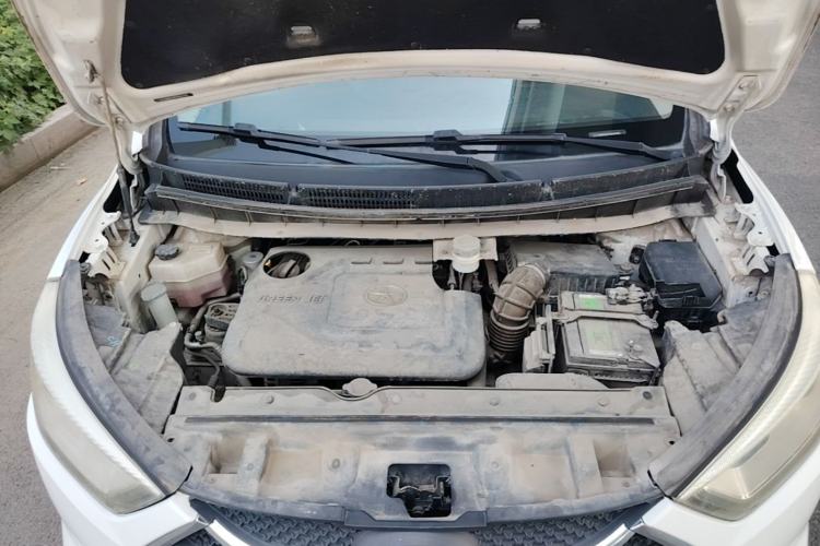Used JAC Group Refine S3 2014 1.5L Manual Luxury Model Engine Bay