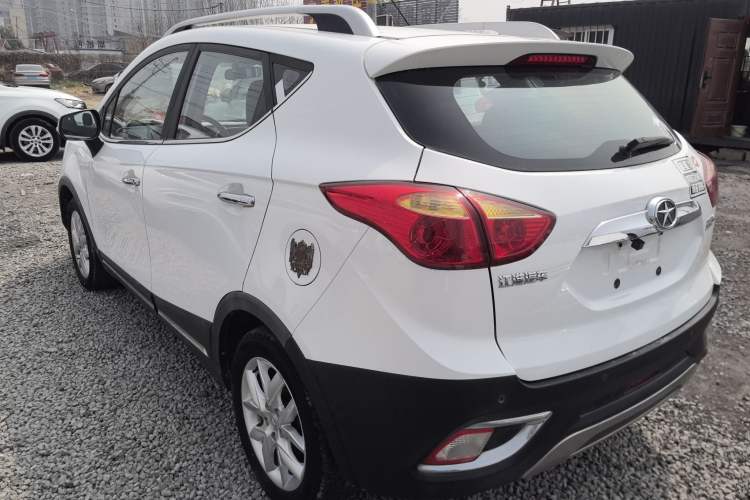 Used JAC Group Refine S3 2014 1.5L Manual Luxury Model Exterior 2
