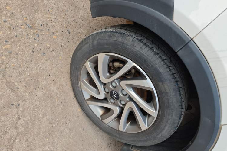 Used JAC Group Refine S3 2014 1.5L CVT Luxury Smart Model Exterior 5