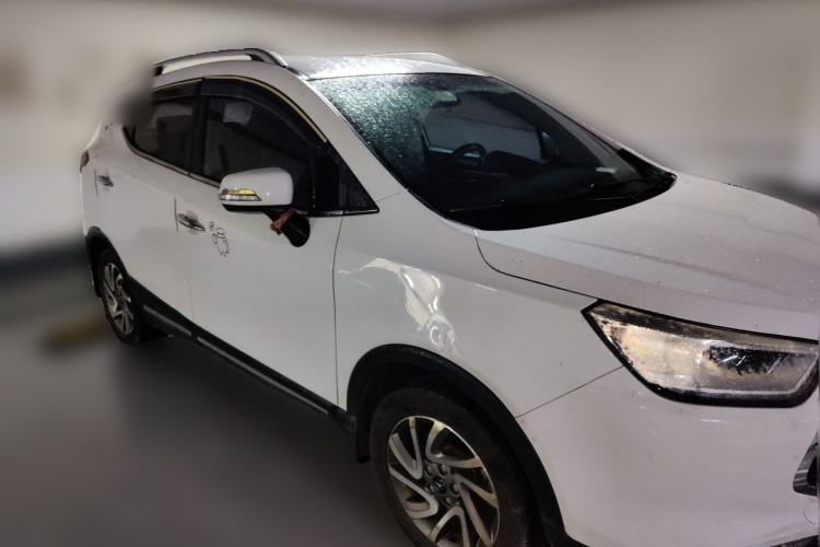 Used JAC Group Refine S3 2014 1.5L Manual Luxury Smart Model Front Right 45 Deg