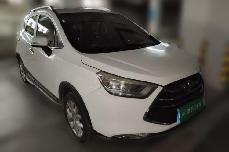 Used JAC Group Refine S3 2014 1.5L Manual Luxury Smart Model Front Right 45 Deg