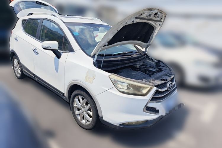 Used JAC Group Refine S3 2014 1.5L CVT Luxury Smart Model Front Right 45 Deg