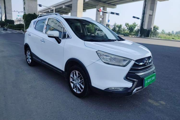 Used JAC Group Refine S3 2014 1.5L Manual Luxury Model Front Right 45 Deg