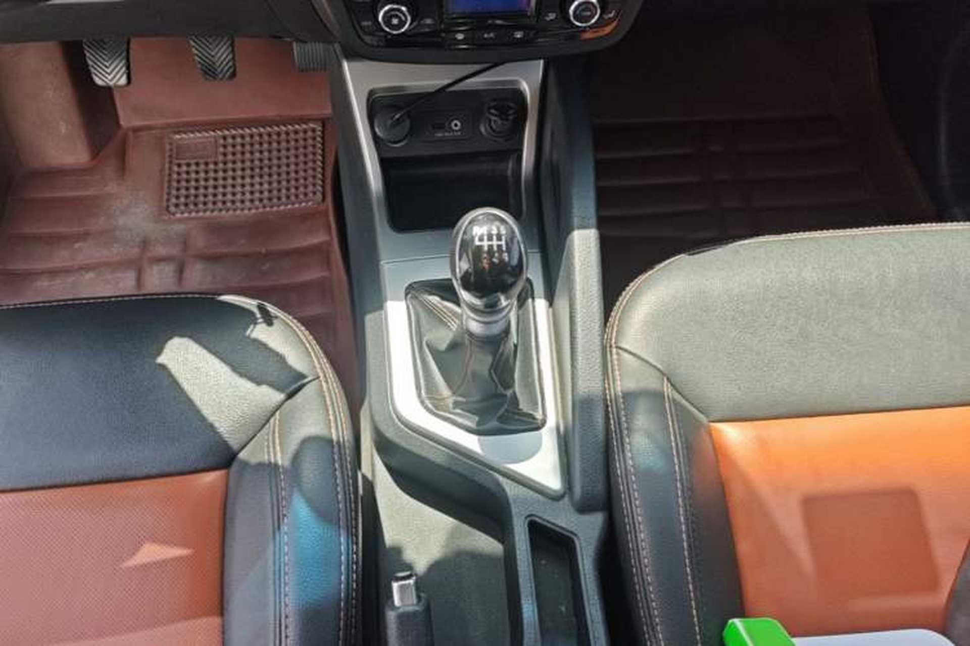 Used JAC Group Refine S3 2014 1.5L Manual Luxury Smart Model Gear Lever