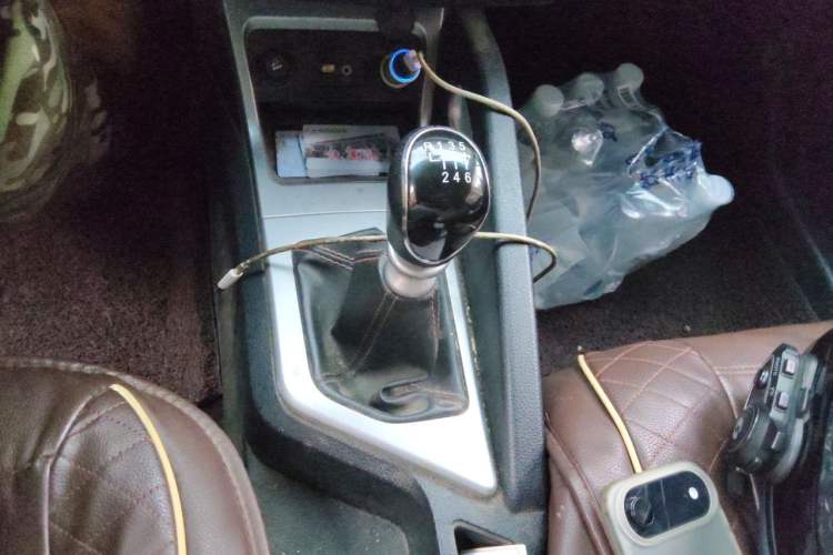 Used JAC Group Refine S3 2014 1.5L Manual Luxury Model Gear Lever