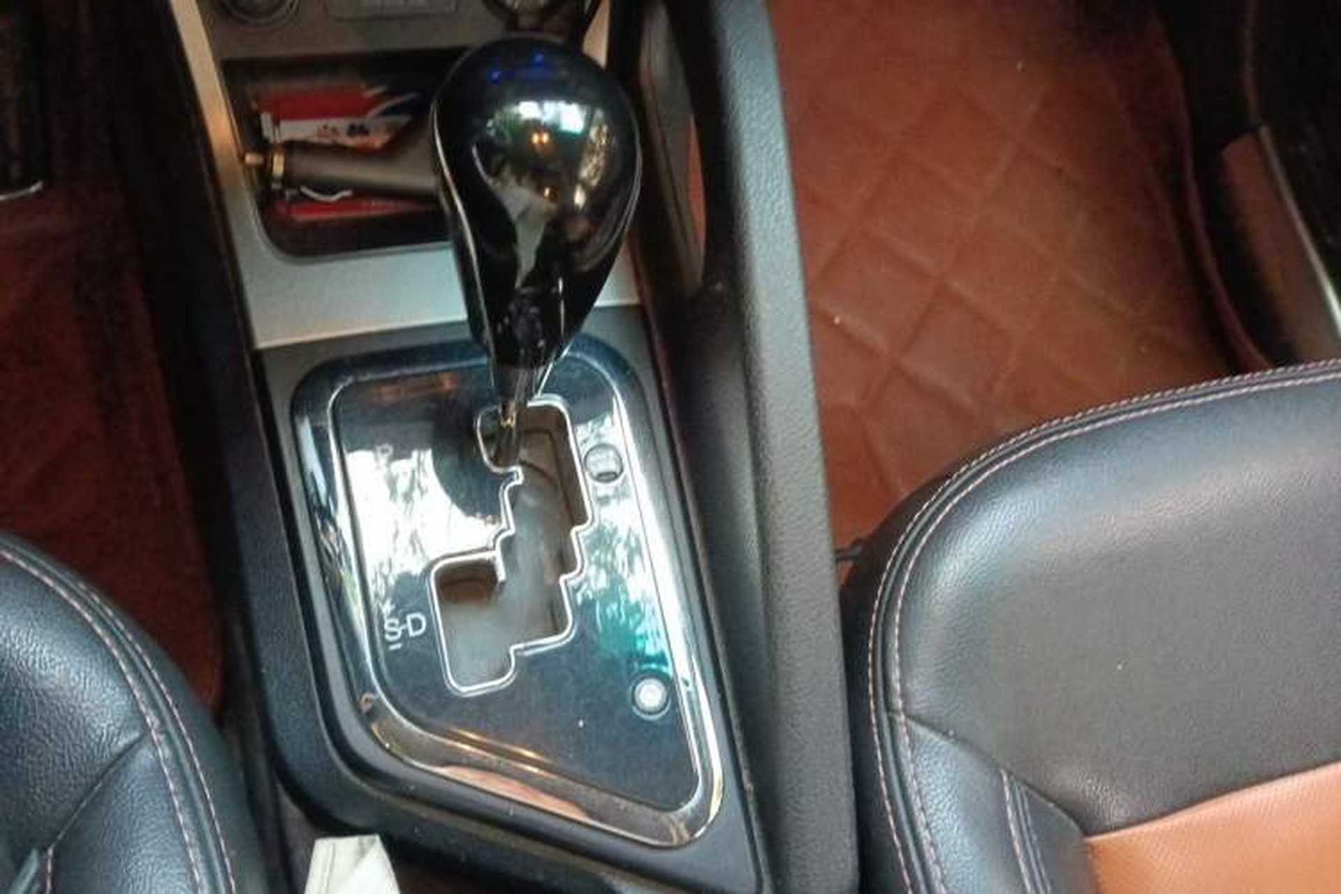 Used JAC Group Refine S3 2014 1.5L CVT Luxury Smart Model Gear Lever