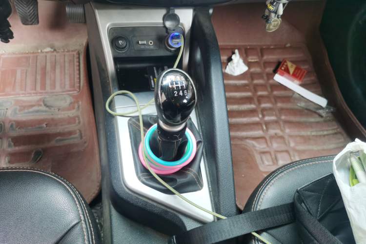 Used JAC Group Refine S3 2014 1.5L Manual Luxury Smart Model Gear Lever