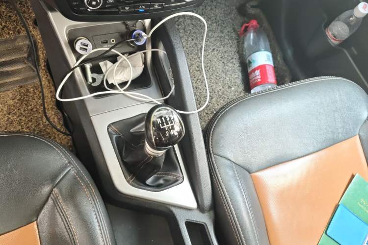 Used JAC Group Refine S3 2014 1.5L Manual Luxury Smart Model Gear Lever