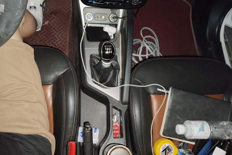 Used JAC Group Refine S3 2014 1.5L Manual Luxury Smart Model Gear Lever