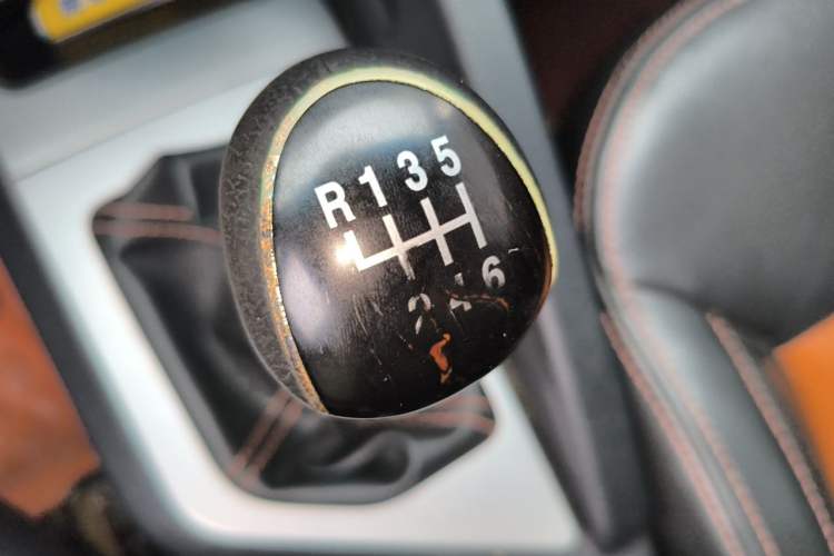 Used JAC Group Refine S3 2014 1.5L Manual Luxury Smart Model Gear Lever
