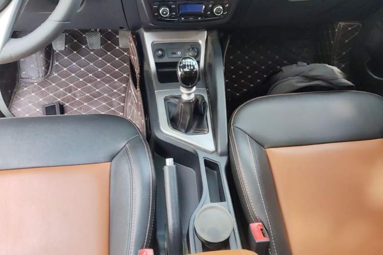 Used JAC Group Refine S3 2014 1.5L Manual Luxury Smart Model Gear Lever
