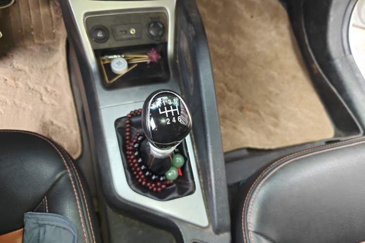 Used JAC Group Refine S3 2014 1.5L Manual Luxury Smart Model Gear Lever