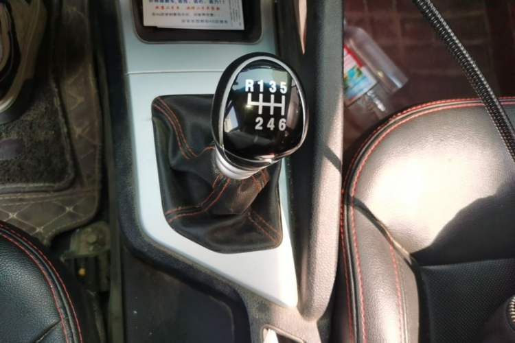 Used JAC Group Refine S3 2014 1.5L Manual Luxury Smart Model Gear Lever