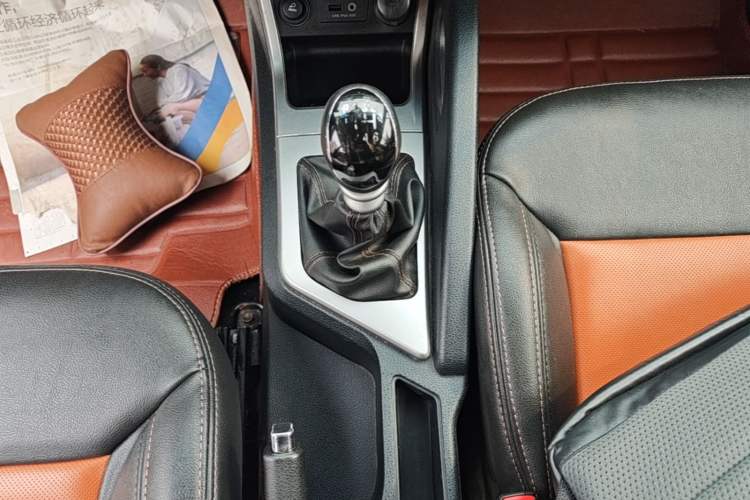 Used JAC Group Refine S3 2014 1.5L Manual Luxury Smart Model Gear Lever