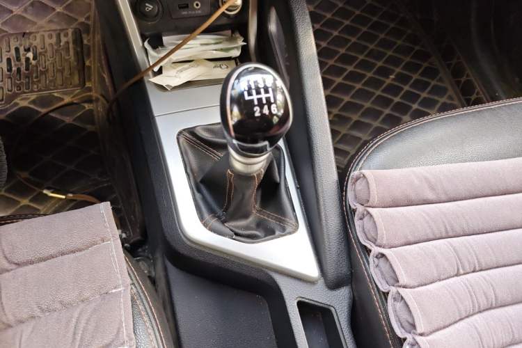 Used JAC Group Refine S3 2014 1.5L Manual Luxury Smart Model Gear Lever