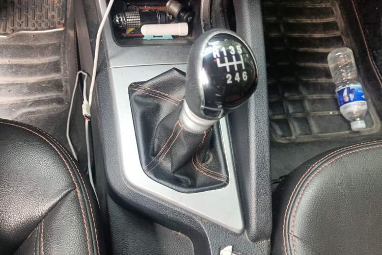 Used JAC Group Refine S3 2014 1.5L Manual Luxury Smart Model Gear Lever