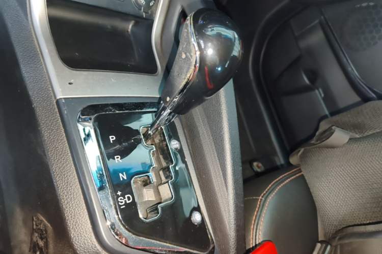 Used JAC Group Refine S3 2014 1.5L CVT Luxury Smart Model Gear Lever