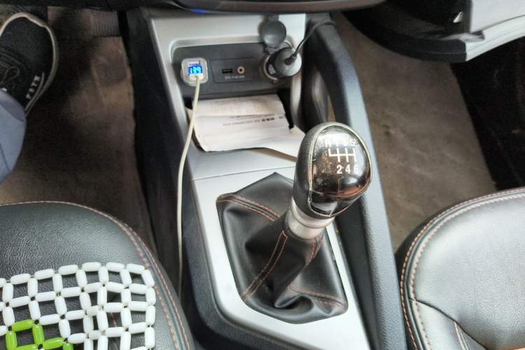 Used JAC Group Refine S3 2014 1.5L Manual Luxury Smart Model Gear Lever