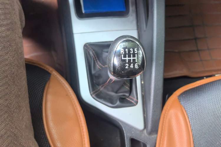 Used JAC Group Refine S3 2014 1.5L Manual Luxury Smart Model Gear Lever