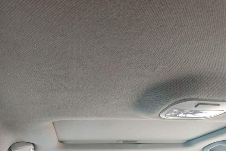 Used JAC Group Refine S3 2014 1.5L Manual Luxury Smart Model Headliner