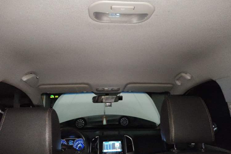 Used JAC Group Refine S3 2014 1.5L Manual Luxury Smart Model Headliner