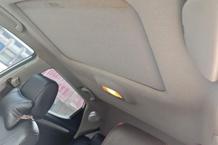 Used JAC Group Refine S3 2014 1.5L CVT Luxury Smart Model Headliner