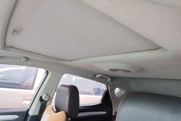 Used JAC Group Refine S3 2014 1.5L Manual Luxury Smart Model Headliner
