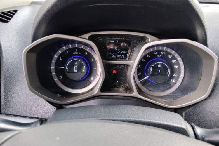 Used JAC Group Refine S3 2014 1.5L CVT Luxury Smart Model Instrument Cluster