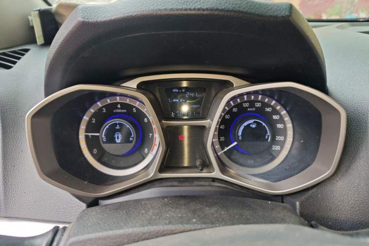 Used JAC Group Refine S3 2014 1.5L Manual Luxury Smart Model Instrument Cluster