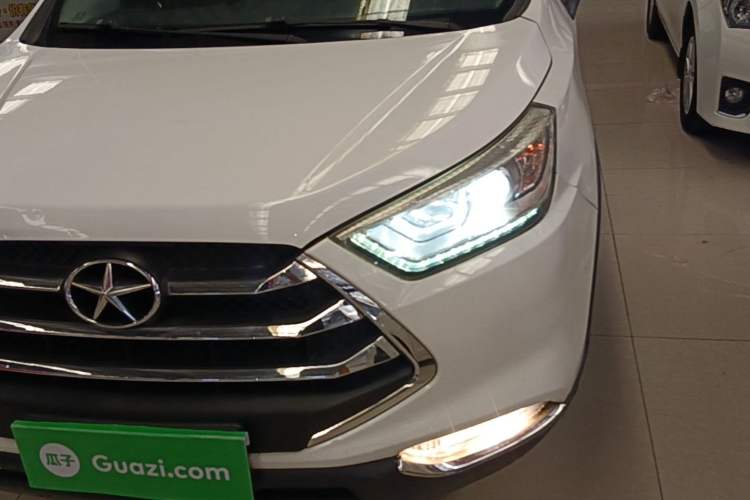 Used JAC Group Refine S3 2014 1.5L Manual Luxury Smart Model Left Front Headlight