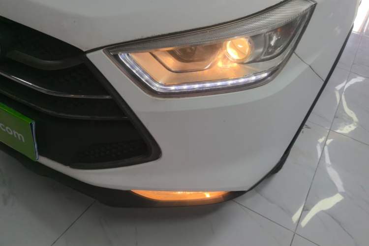 Used JAC Group Refine S3 2014 1.5L CVT Luxury Smart Model Left Front Headlight