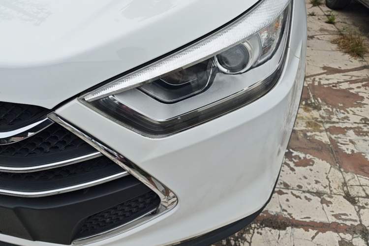 Used JAC Group Refine S3 2014 1.5L Manual Luxury Smart Model Left Front Headlight