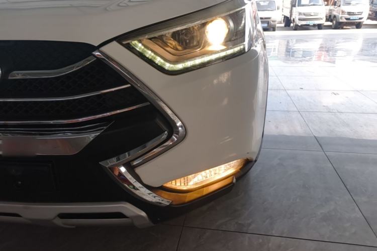 Used JAC Group Refine S3 2014 1.5L CVT Luxury Smart Model Left Front Headlight