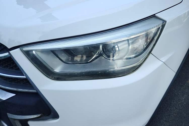 Used JAC Group Refine S3 2014 1.5L Manual Luxury Model Left Front Headlight