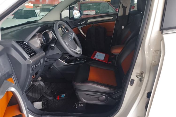 Used JAC Group Refine S3 2014 1.5L CVT Luxury Smart Model Left Front Seat