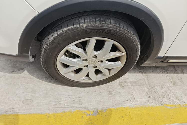 Used JAC Group Refine S3 2014 1.5L CVT Luxury Smart Model Left Front Wheel Hub