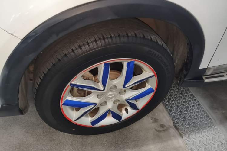 Used JAC Group Refine S3 2014 1.5L CVT Luxury Smart Model Left Front Wheel Hub