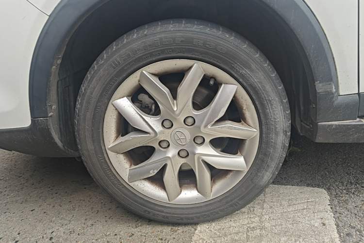 Used JAC Group Refine S3 2014 1.5L Manual Luxury Smart Model Left Front Wheel Hub