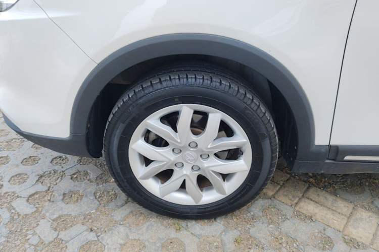 Used JAC Group Refine S3 2014 1.5L Manual Luxury Smart Model Left Front Wheel Hub